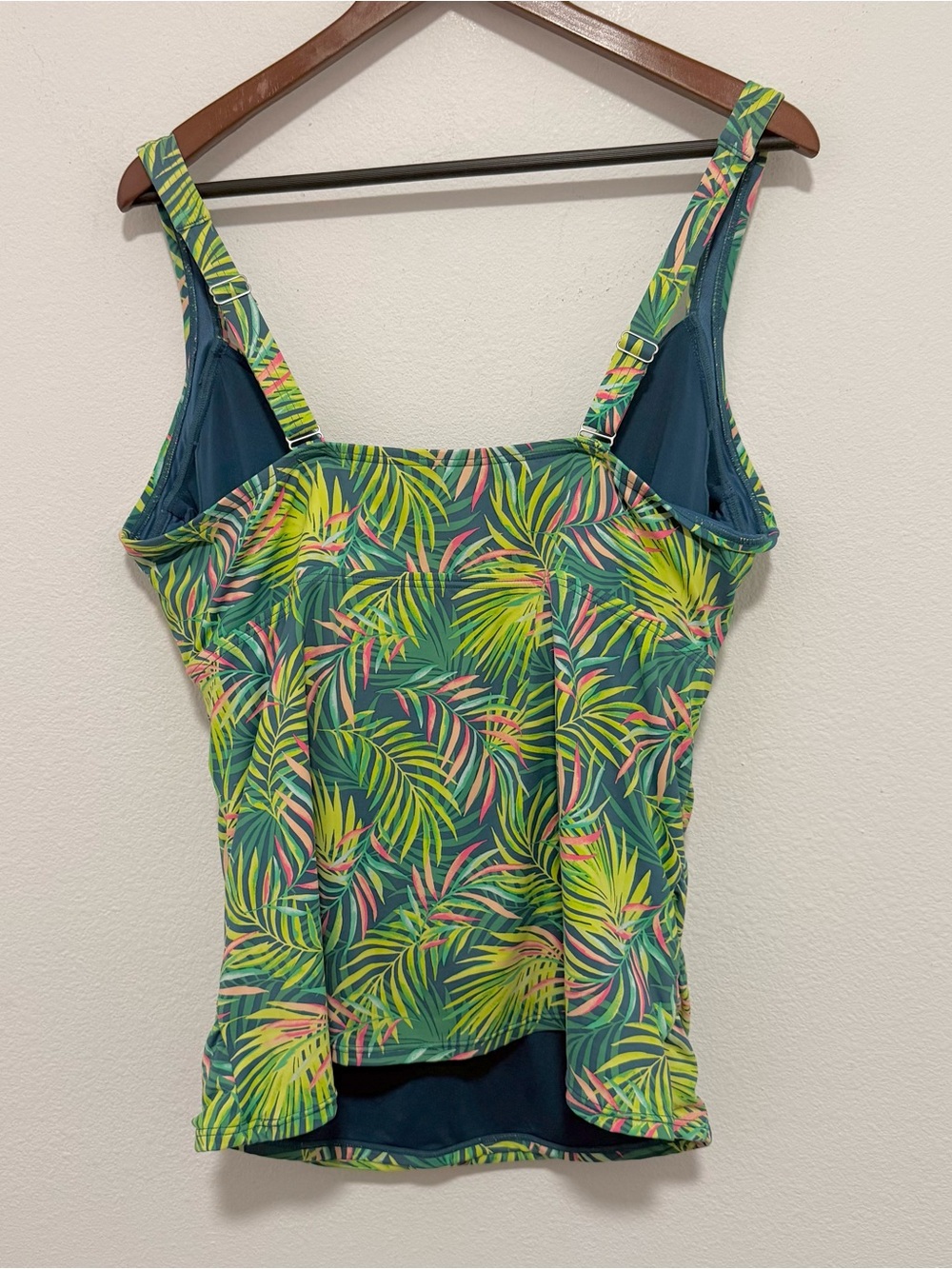 Lands' End Plus Size V-Neck Wrap Underwire Tankini Swimsuit Top Adjustable 16D - Picture 6 of 8
